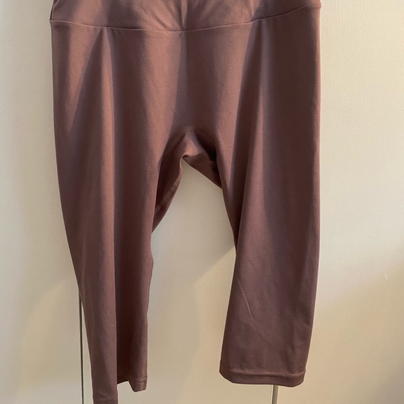 Gymshark capri leggings - Picture 2 of 3